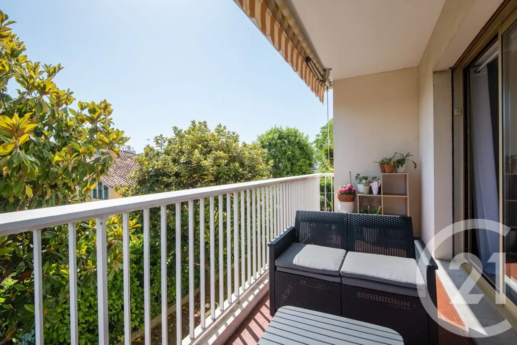 Balcon - Appartement d'Angle avec Terrasse à Nice Cimiez