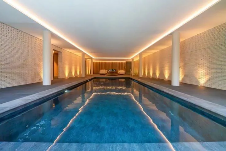 Pool - House in Ottignies-Louvain-la-Neuve