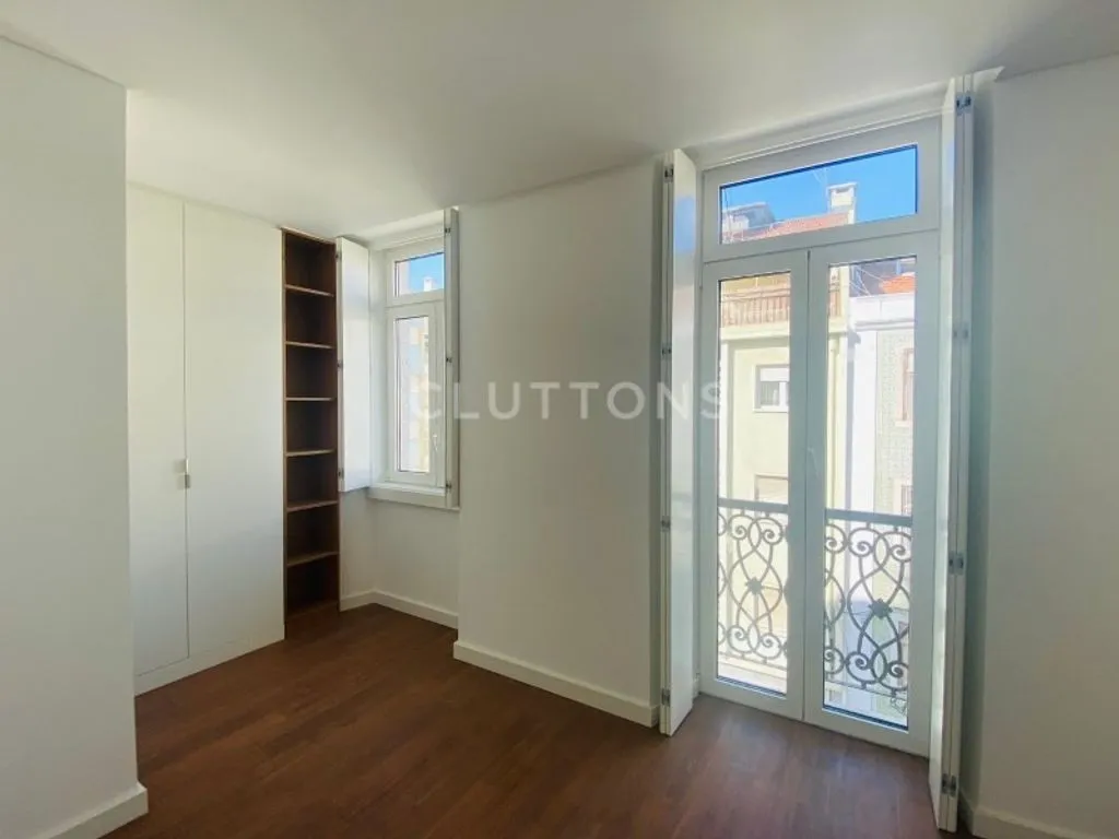 Pièces - Luxury Apartment with Terrace in Lisbon