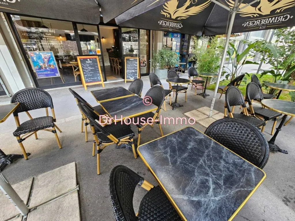 Local commercial 2 pièces à Paris