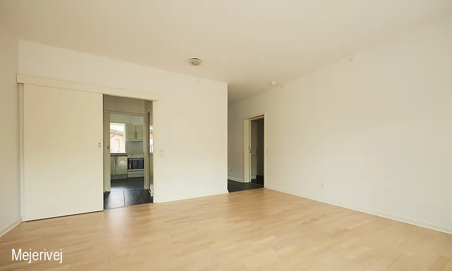 Bedrooms - 3-Bedroom Flat with Garden in Ølgod