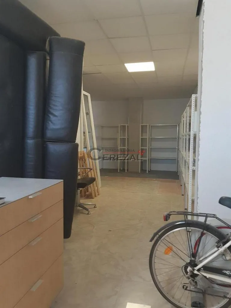 Pesuköök - Local with 30 m² in Vélez-Málaga