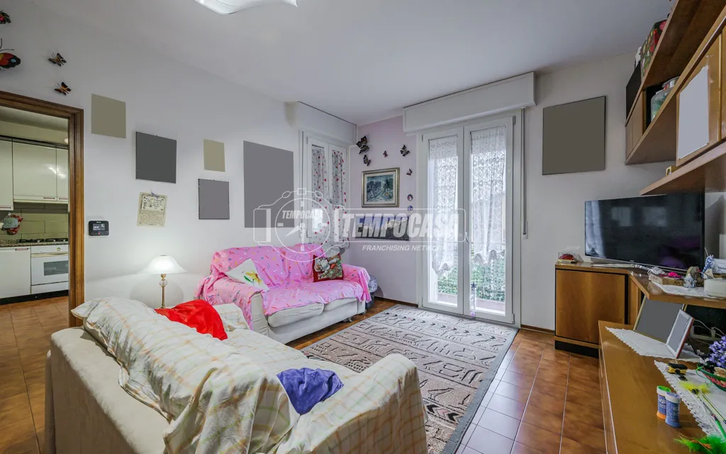 Soggiorno - Spacious Apartment with Terrace in Castel Bolognese