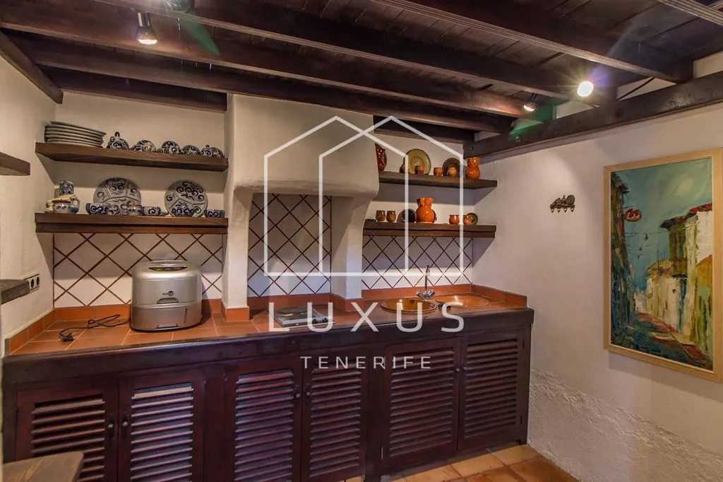Cucina - Historic Villa with Pool in Tacoronte