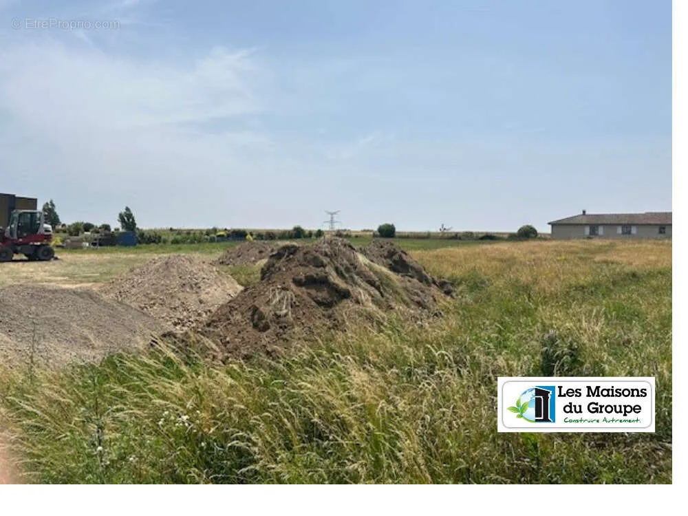 Aed - Buildable Lots near Annonay