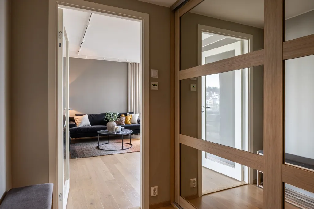 Esik - Apartment with Two Terraces in Grilstad Marina