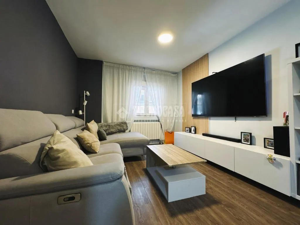 Elutuba - Modernised Flat with Balcony in Madrid Centre