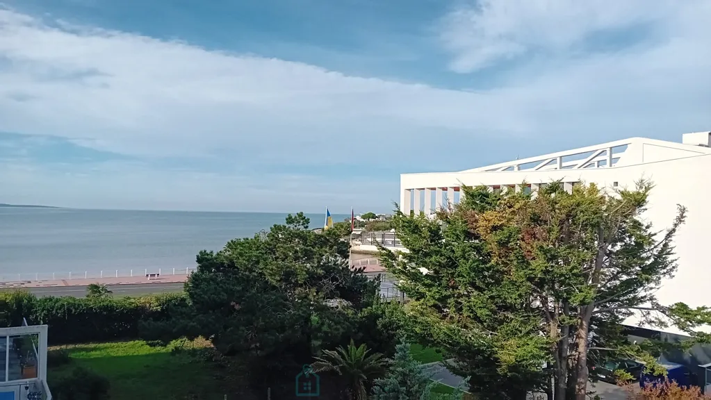 Terrasse - Appartement Traversant Double Vue Mer à Royan