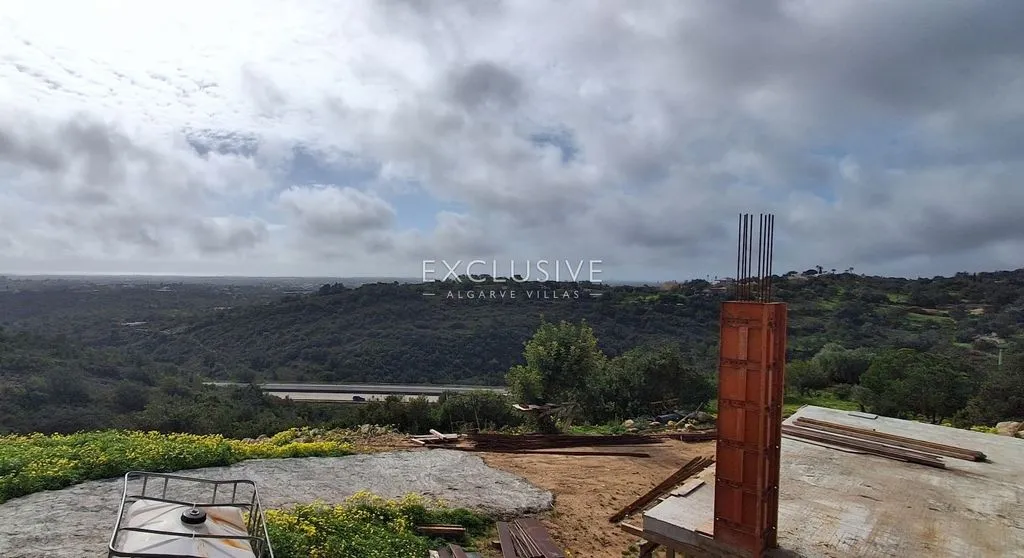 Aed - Contemporary Villa with Pool in Loulé