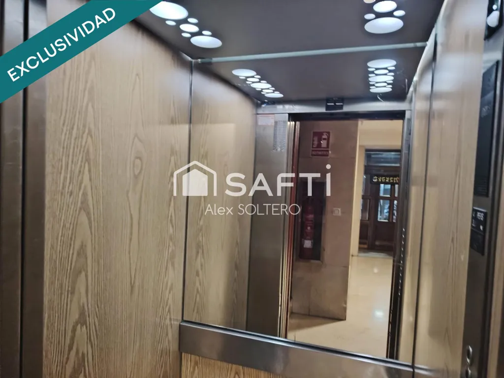 Entrée - Fully Renovated Flat with Terrace in City Centre