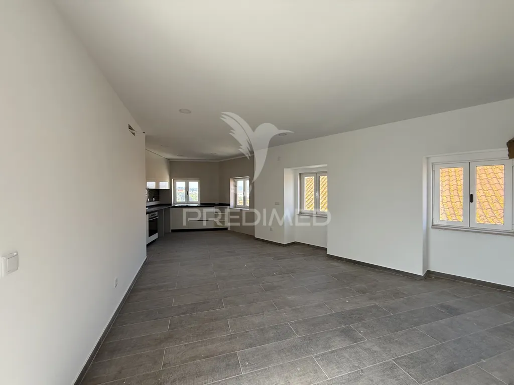 Séjour - Modern T2 Apartment with Garage in Alcanena