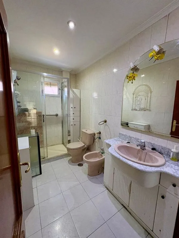 Salles de bain - Apartment with Private Rooftop in Moratalaz