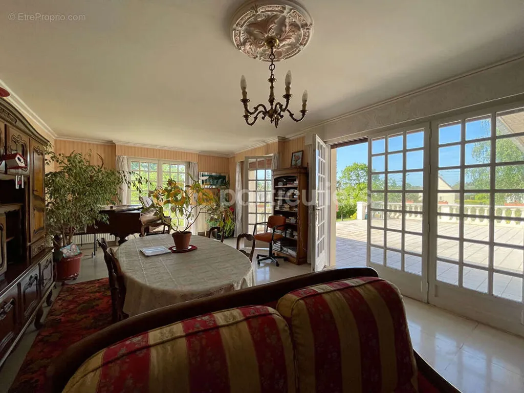 Dining Room - Spacious House with Workshop Potential in Tourville-sur-Odon
