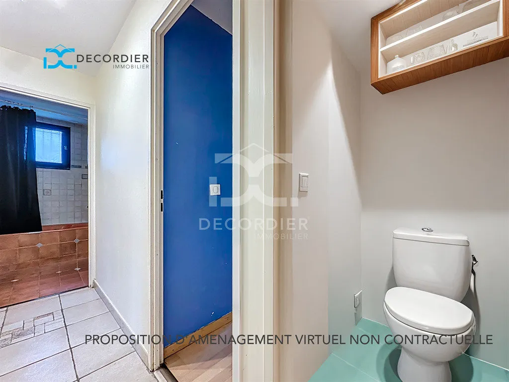 Salles de bain - Maison avec Terrasse et Jardin à Lugrin