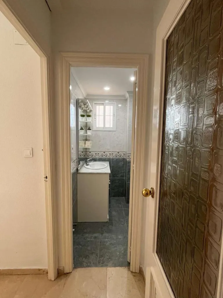 Bagni - Apartment with Beachfront in Fuengirola