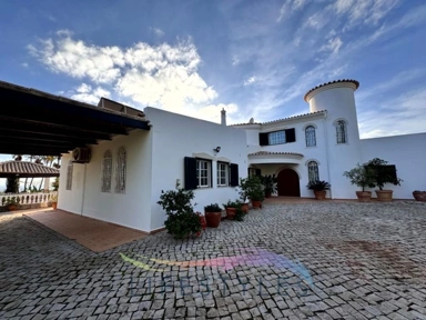 Välivaade - Luxury Villa with Coastal Views in Faro