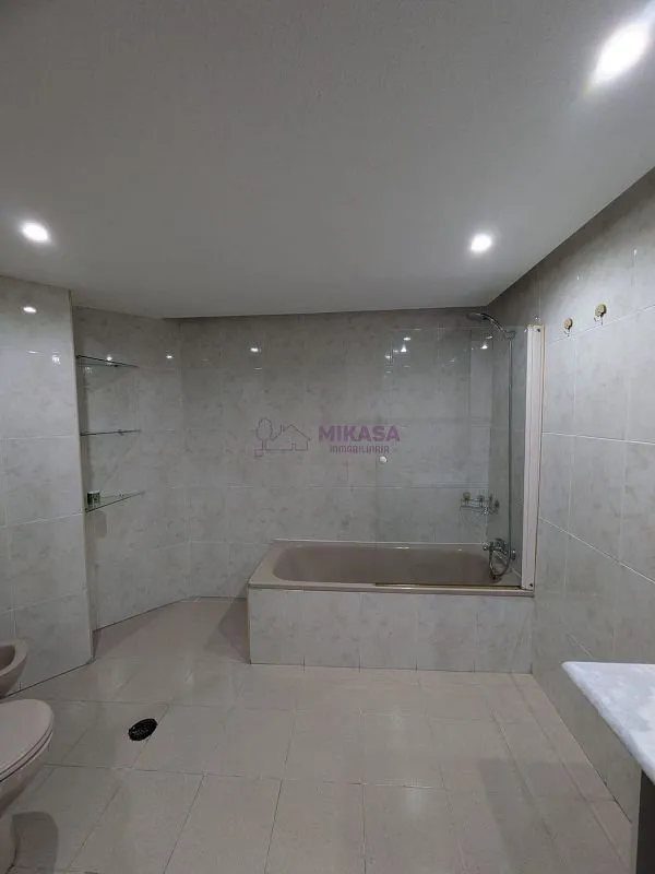 Salles de bain - Penthouse with Terrace in Móstoles