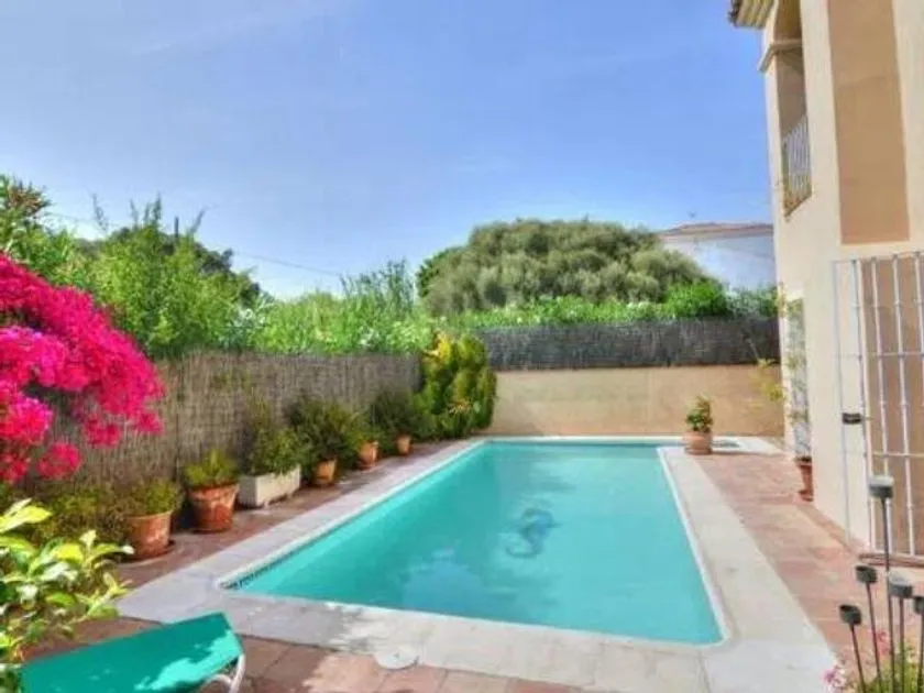 Bassein - Chalet with Sea View in Pueblo Nuevo