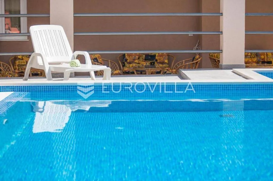 Piscina - Furnished Apartment with Pool in Podstrana