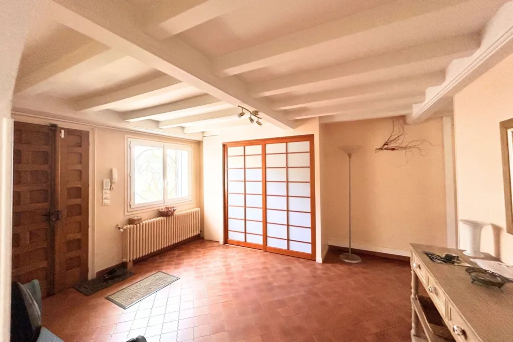 Elutuba - Two-Building Estate with Courtyard in Mions