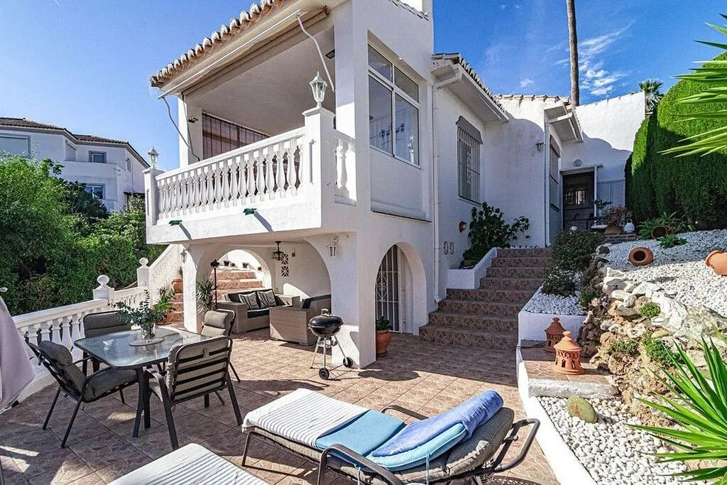 Terrazza - Chalet with Pool and Terrace in Calahonda