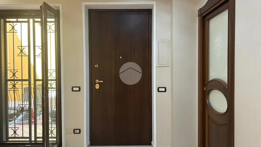 hallway_entrance