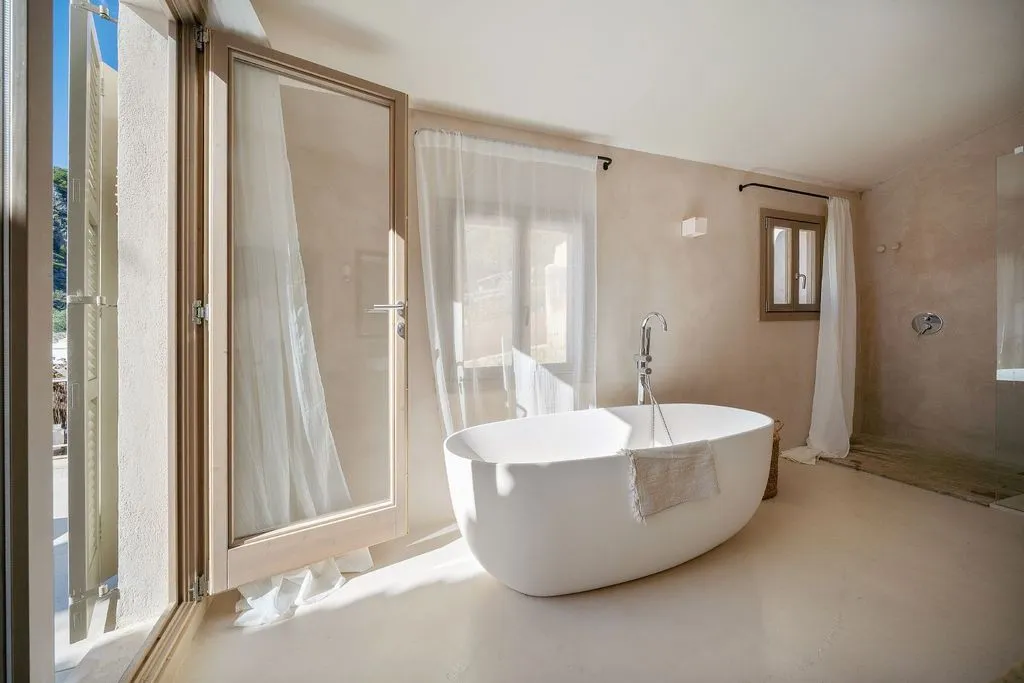 Salles de bain - Luxury Townhouse with Pool in Caimari