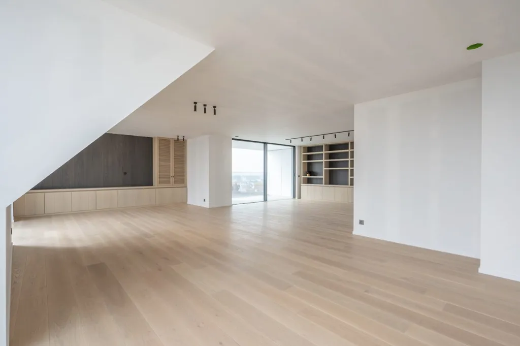 Elutuba - Corner Duplex with Sea Views in Luxurious Setting