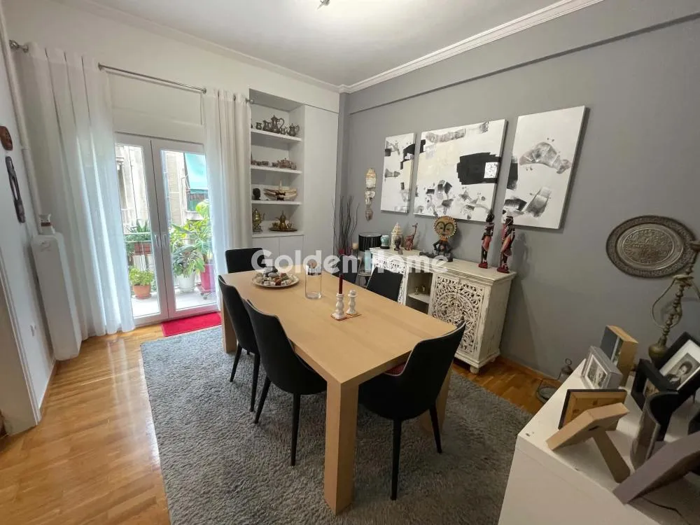 Salle à manger - Fully Renovated Flat with Balcony in Kypseli