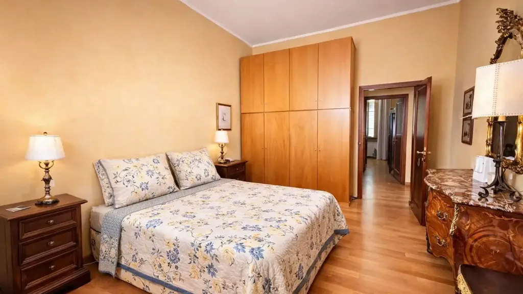 Magamistoad - Charming Two-Level Apartment in Florence Centre