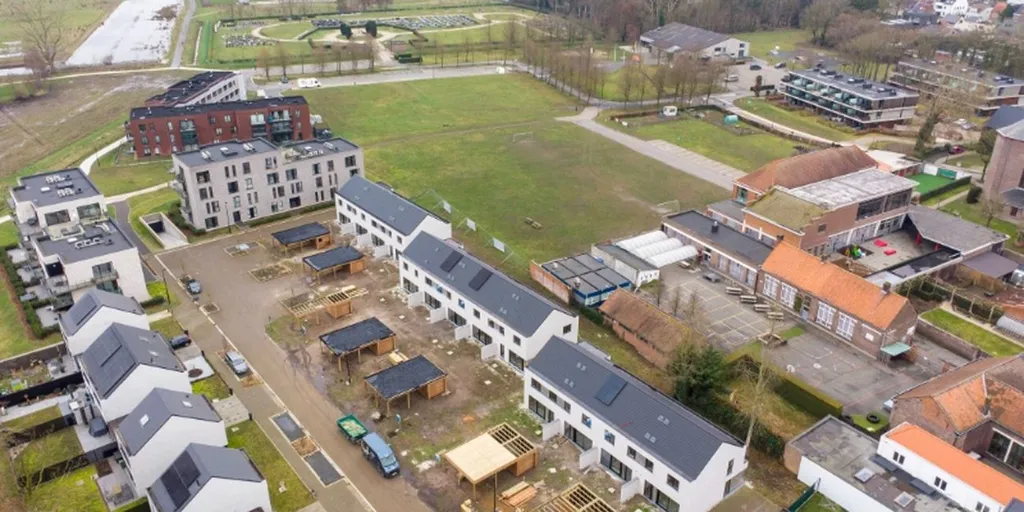 Vue aérienne - Maison Moderne à Adegem avec 3 Chambres