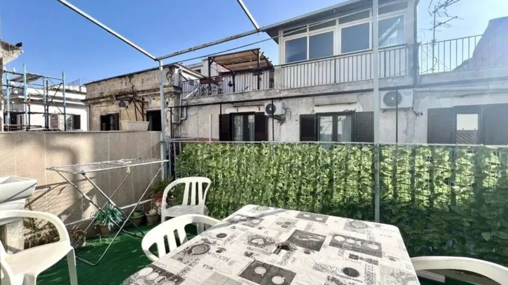 Terrasse - Rustic Trilocale with Terrace in Palermo