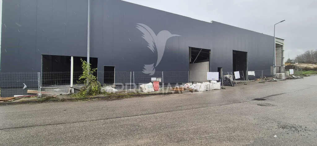Välivaade - Industrial Pavilion with Automatic Gates in Monsul