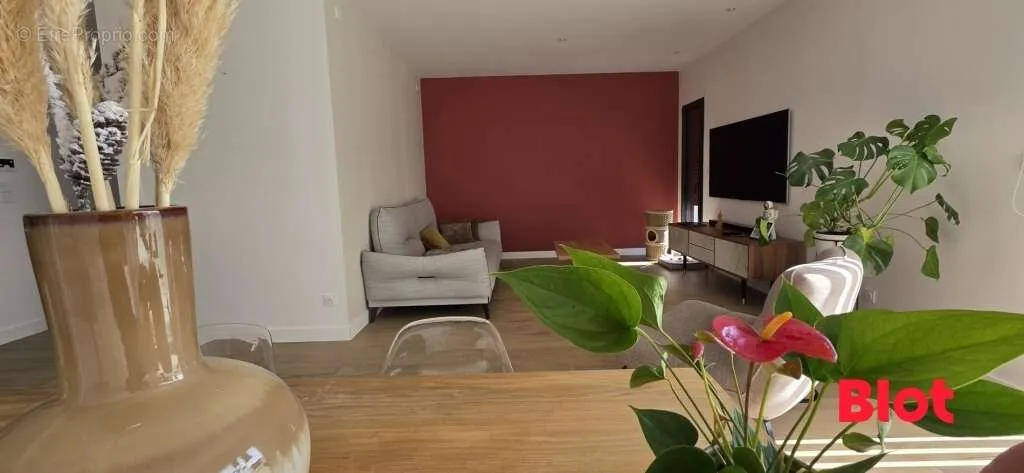 Soggiorno - Contemporary House with Garden in Lorient