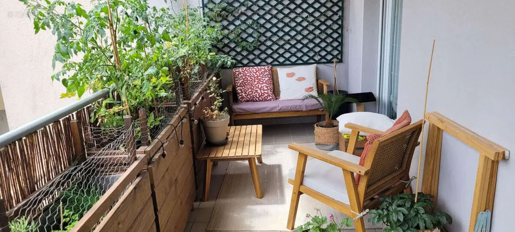 Rõdu - Type 3 Apartment with South Terrace in Clermont-Ferrand