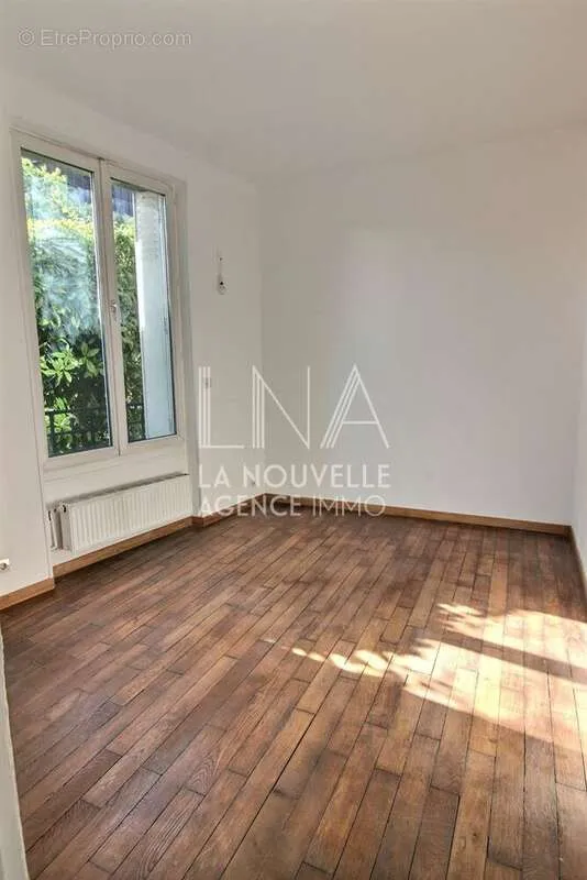 Pièces - Appartement Traversant avec Jardinet à Chassagnolle