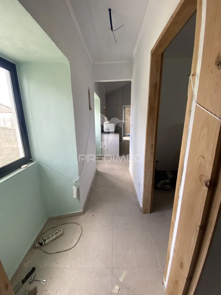 Esik - T2 House with Garden in Santo Amaro
