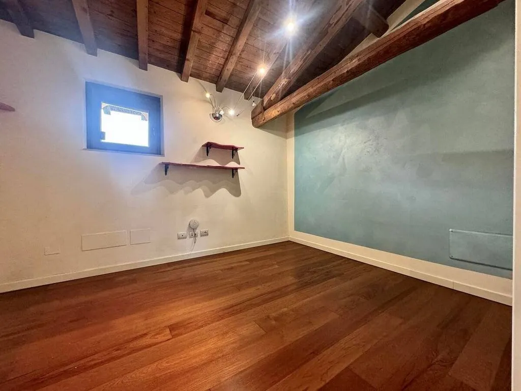 Pièces - Luxury House with Pool in Bussolengo