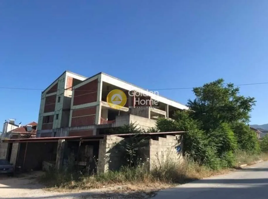 Välivaade - Underground Warehouse with Garden in Ioannina