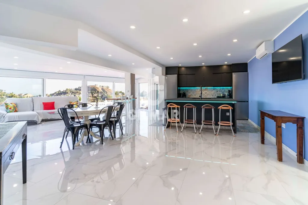 Salle à manger - Luxury Flat with Sea Views in Benalmádena