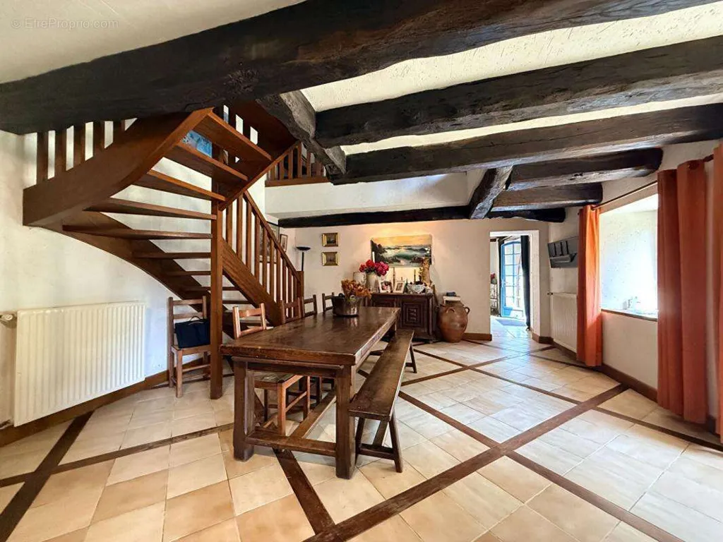 Salle à manger - Longère avec Dépendance à Nostang