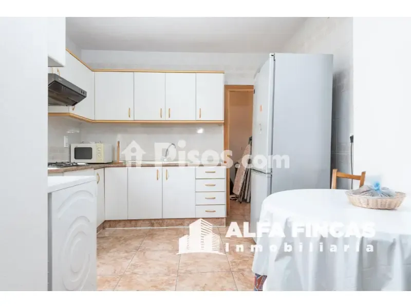 Köök - Spacious Flat with Courtyard in San Clemente