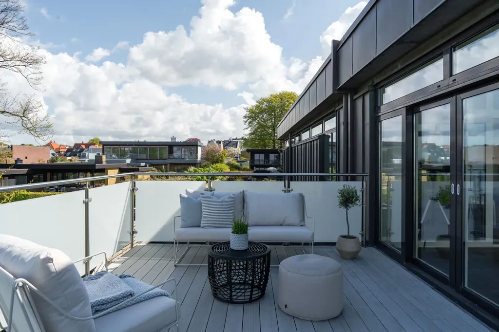Terrasse - Architectural Villa with Sea View in Helsingborg