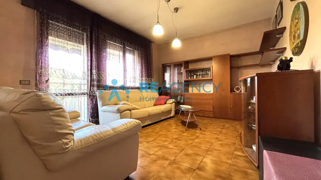 Elutuba - Apartment with Terrace in Creazzo