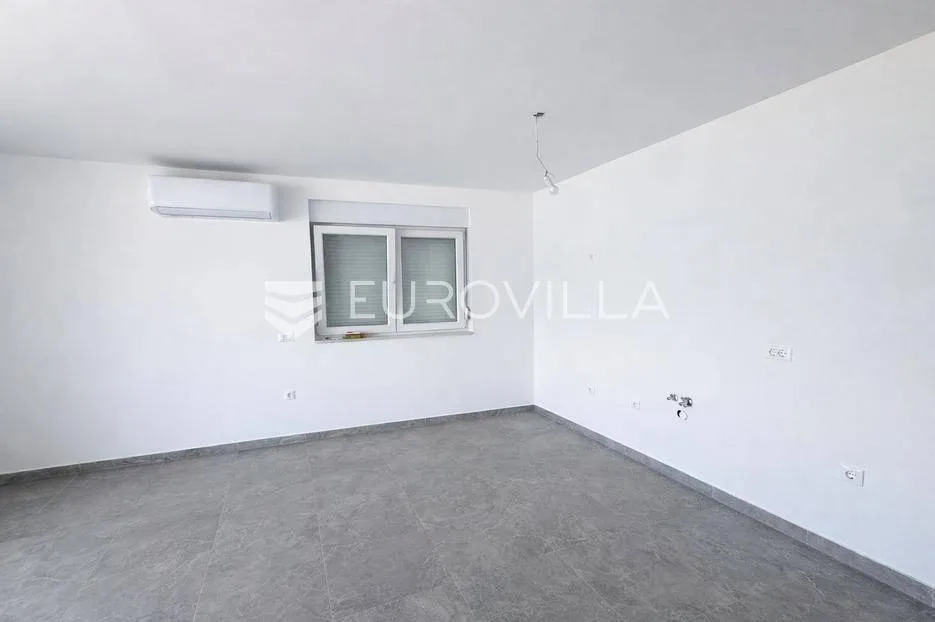 Stanze - Two-Bedroom Apartment with Sea View in Vinjerac