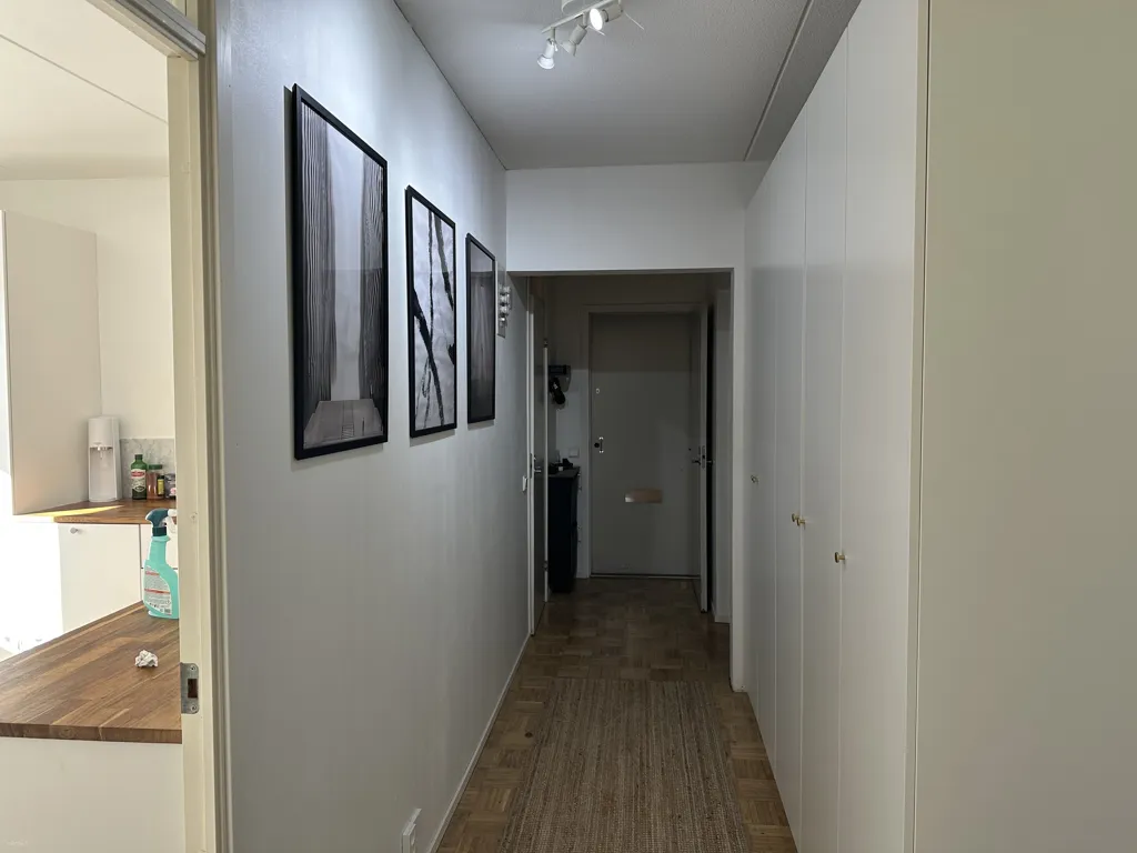 Esik - Spacious Apartment with Balcony in Suvela, Espoo