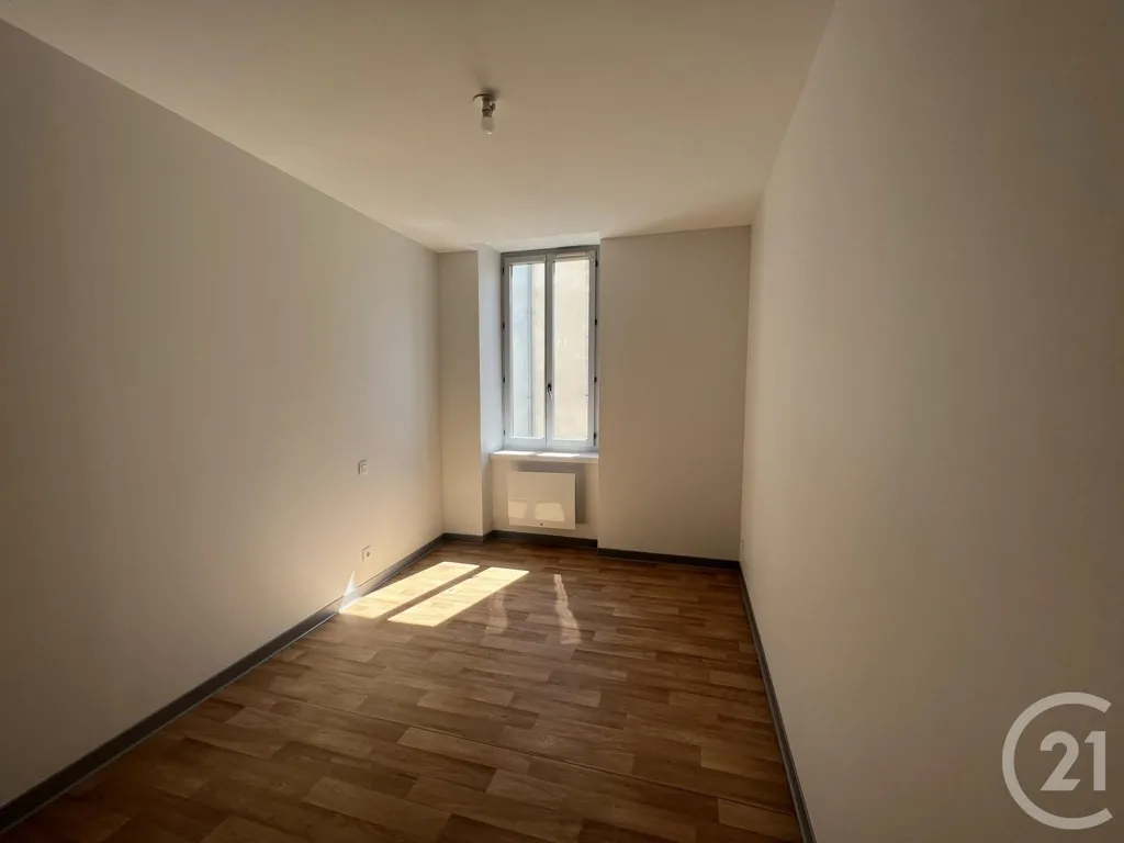 Pièces - Appartement 4 Pièces Centre-Ville à Foix