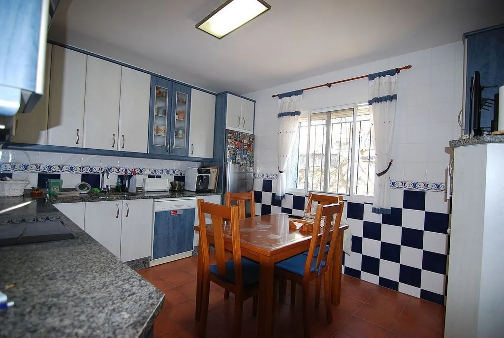 Cuisine - Chalet with Pool in Navas del Rey
