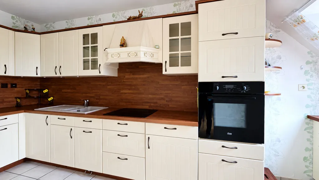 Köök - Bright 3-Bed Apartment with South Terrace in Ploërmel