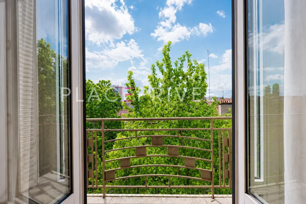 Rõdu - Art Deco Flat with Ascender in Nancy